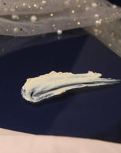 Load image into Gallery viewer, Moonbeam Brightening Mask