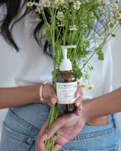 Load image into Gallery viewer, Flower Child Cleanser